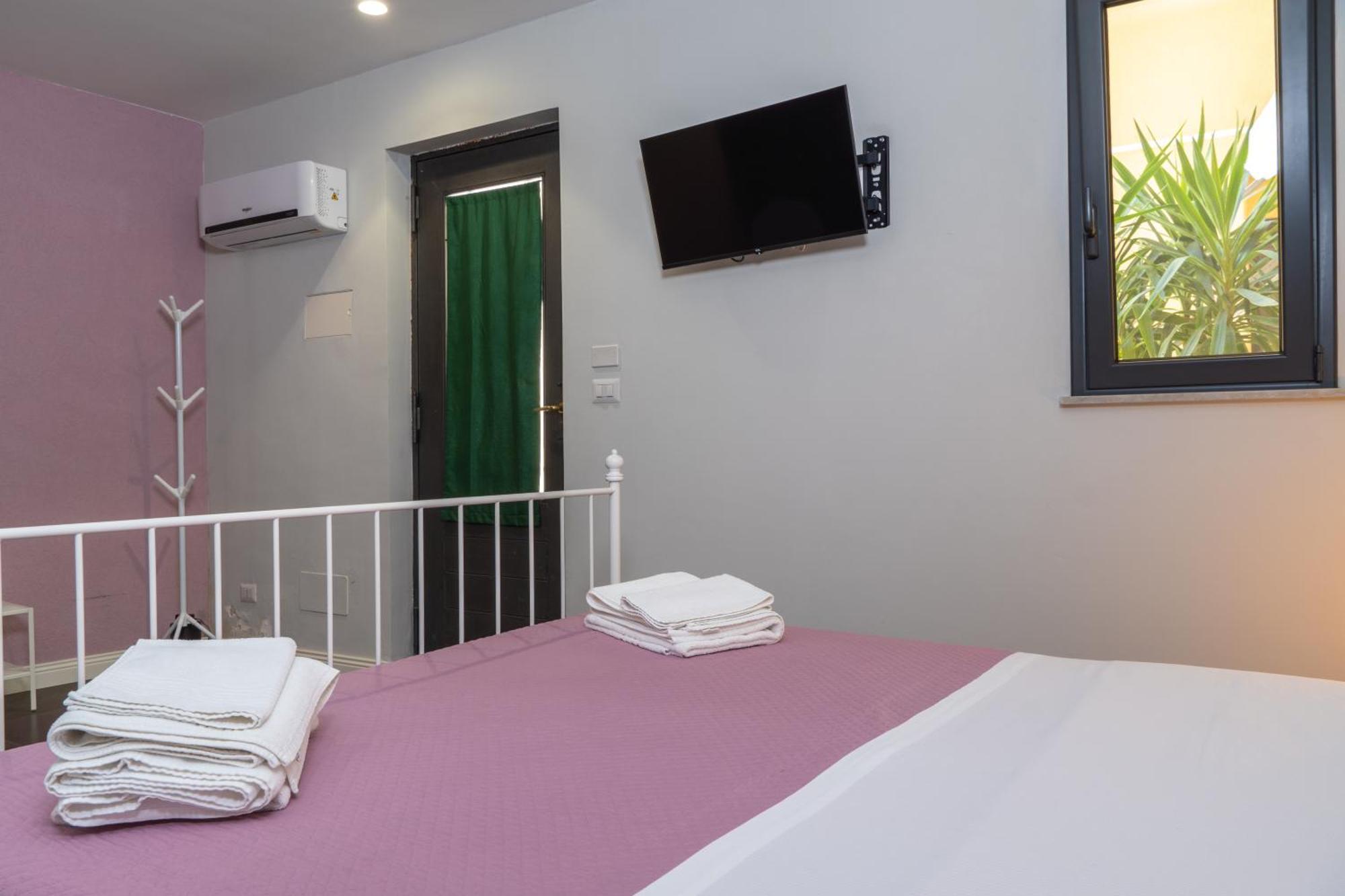 Ocucchiti Casa Vacanze A CTA Exterior foto
